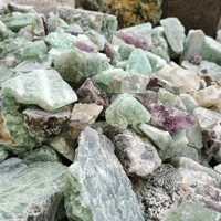 New national standard GB45549-2025 sets energy consumption limits for fluorite, effective April 1, 2026.